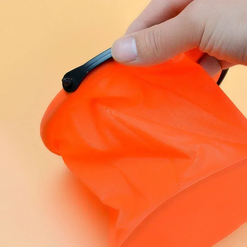 لعبة دلو رمل للشاطئ قابلة للطي - مراجعة Gardening Tools For Kids وسعره